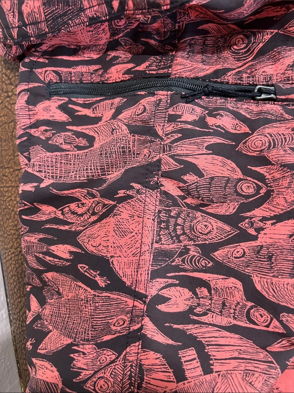 Like New Patagonia Wavefarer Board Coral 🪸 Black Fish Print Swim Surf Shorts!